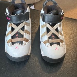Jordan’s 6 rings, size 8c